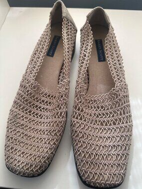 Laura Scott Comfort Flats Size 9.5 Classic Chic Everyday Slip-On Shoes Work